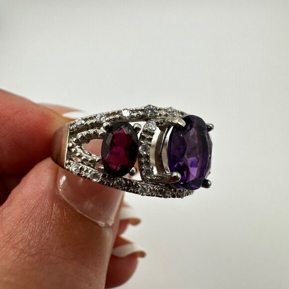 Stunning Amethyst and Rhodalite garnet with cz accents in sterling silver ring! - Picture 3 of 14
